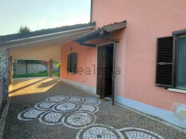 Casa in vendita a Villanova del Sillaro, Lodi