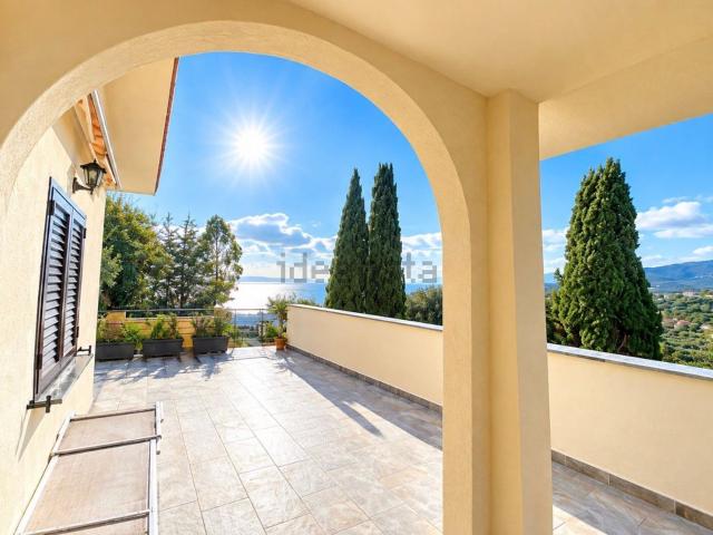 Casa in vendita a Piani, Imperia