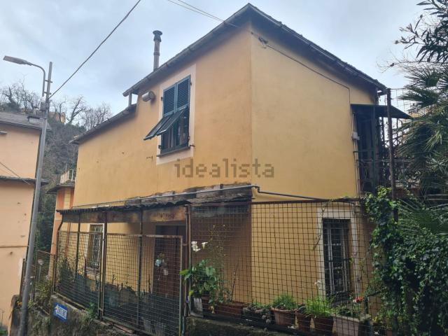 Casa in vendita a Apparizione, Genova