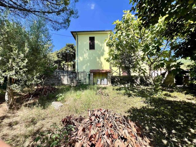 Casa in vendita a Sant'Andrea, Montebuono