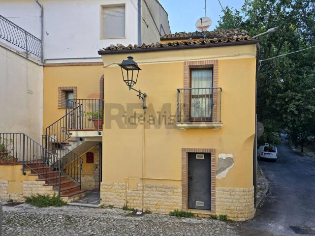 Casa in vendita a Carpineto Della Nora, Abruzzo