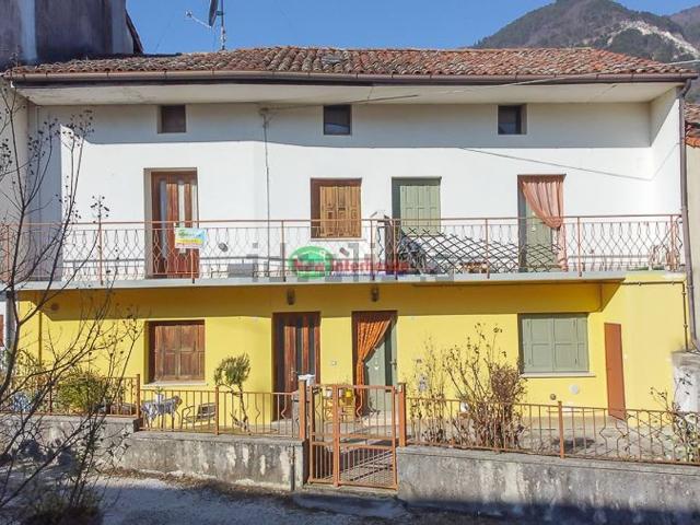 Casa in vendita a Maniago / Manià, Pordenone / Pordenon