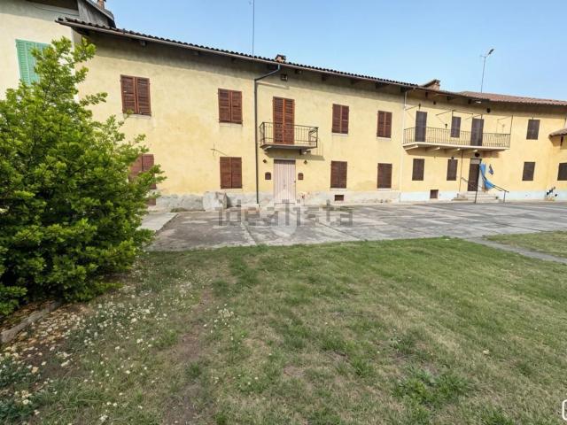 Casa in vendita a Piemonte, Asti