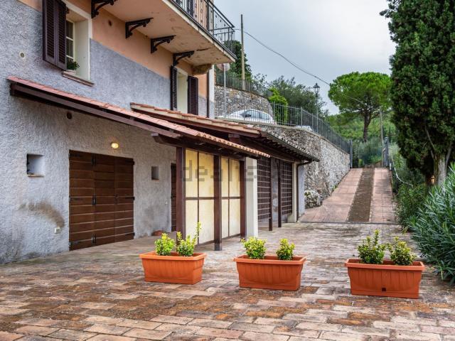 Casa in vendita a Corciano, Umbria