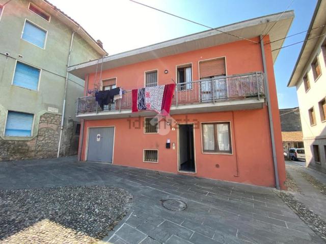 Casa in vendita a Colognola, Casazza