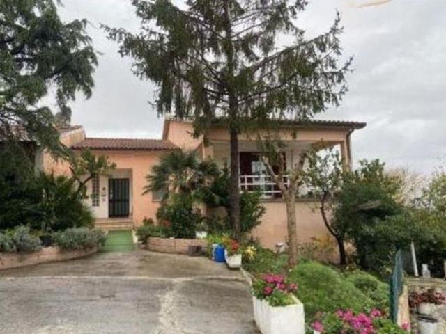 Casa in vendita a Sant'Angelo, Marche