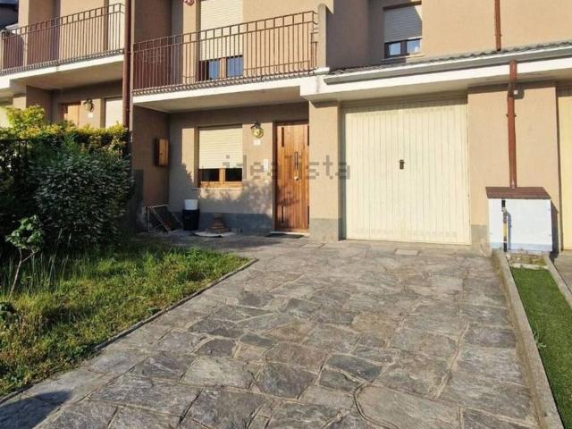 Casa in vendita a Piemonte, Novara