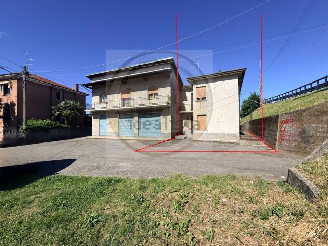 Casa in vendita a Cavaria, Cavaria Con Premezzo
