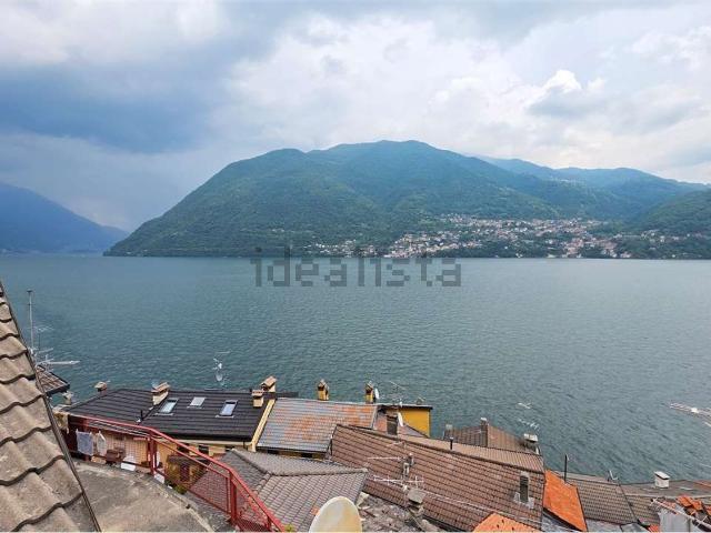 Casa in vendita a Brienno, Lombardia