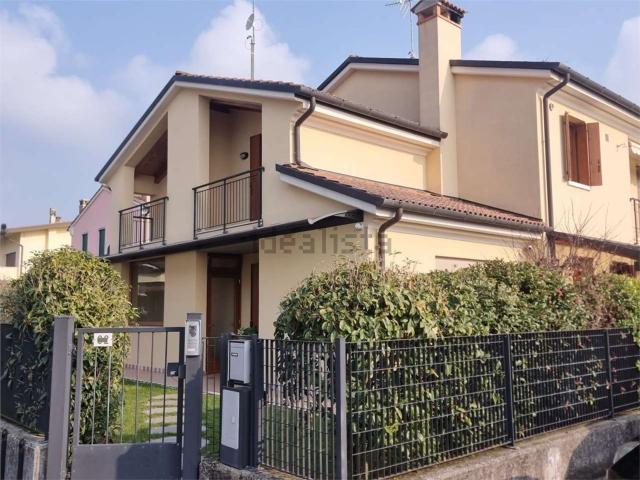 Casa in vendita a Farra Di Soligo, Veneto