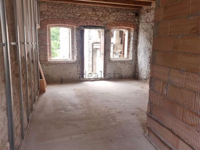 Casa in vendita a Tarzo, Veneto