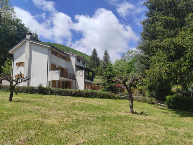 Casa in vendita a Piglio, Lazio