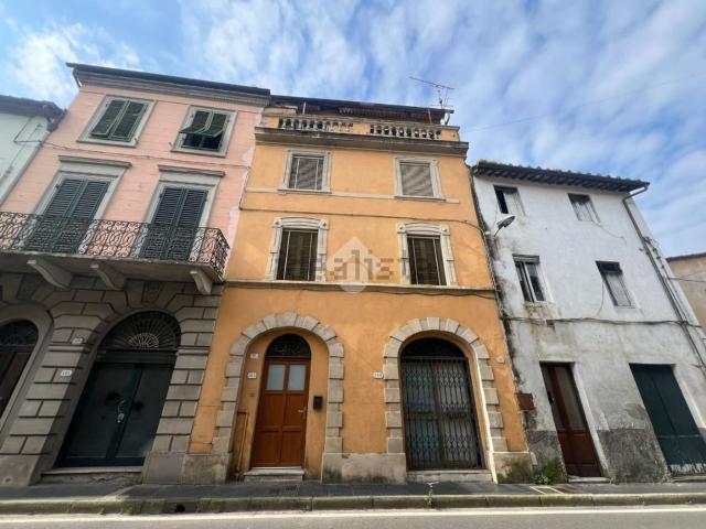 Casa in vendita a Ponte a Moriano, Bagni Di Lucca Ponte