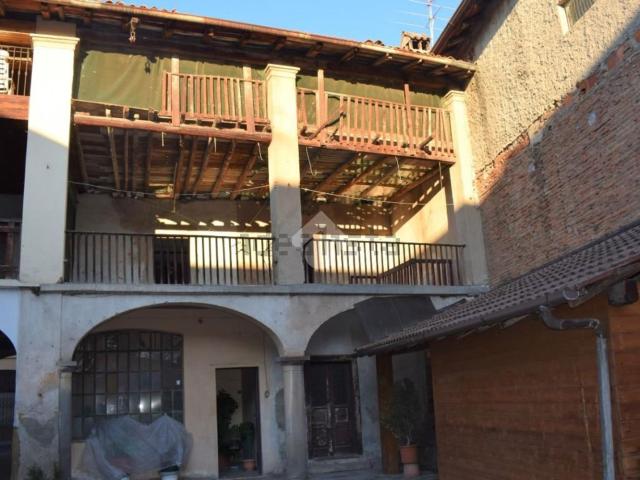 Casa in vendita a Adro, Lombardia