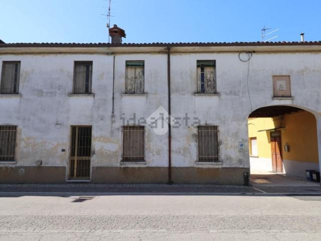 Casa in vendita a Marmirolo, Lombardia