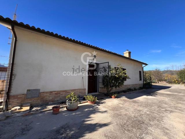 Casa in vendita a Turrivalignani, Abruzzo