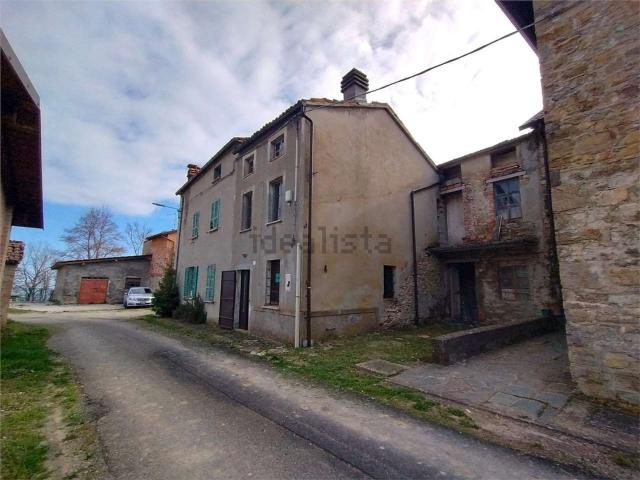 Casa in vendita a Gropparello, Reggio Emilia