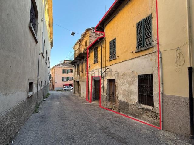 Casa in vendita a Piemonte, Asti
