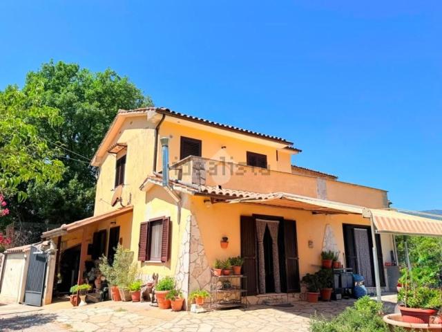 Casa in vendita a Montasola, Lazio