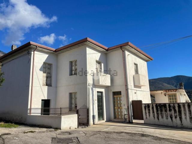 Casa in vendita a Piedimonte San Germano, Lazio