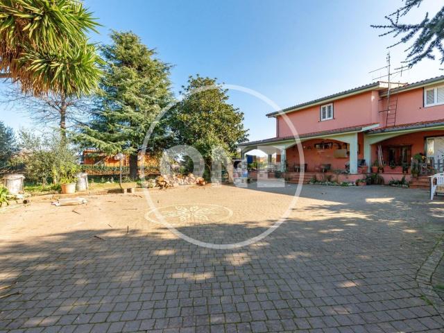 Casa in vendita a Colle Azzurro, Aprilia