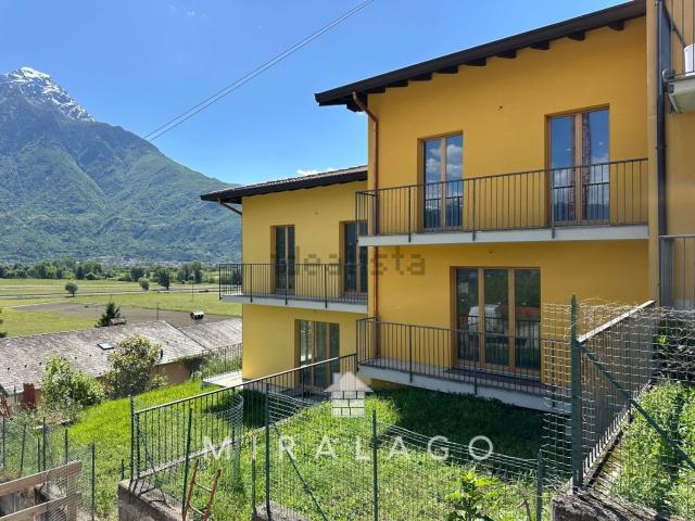 Casa in vendita a Dubino, Lombardia