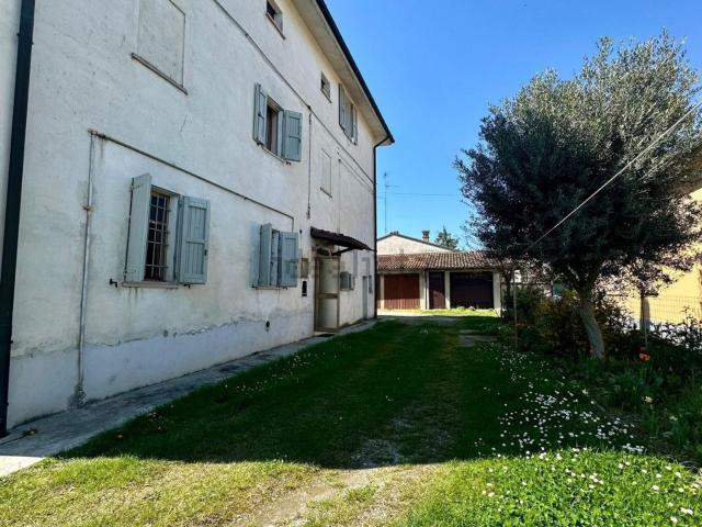 Casa in vendita a Unione Terre d'Acqua, Crevalcore