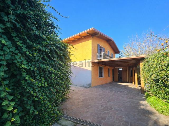 Casa in vendita a Villa, Medole