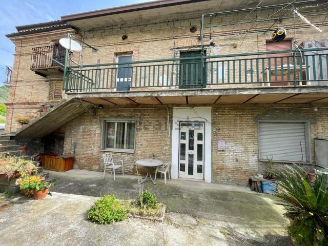 Casa in vendita a Frisa, Abruzzo