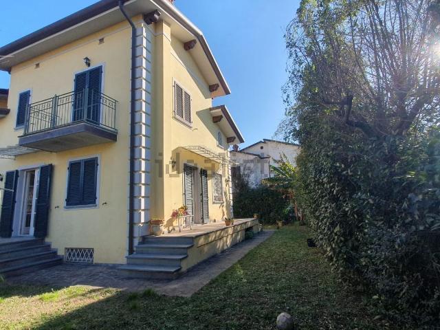 Casa in vendita a Vaiana, Forte Dei Marmi