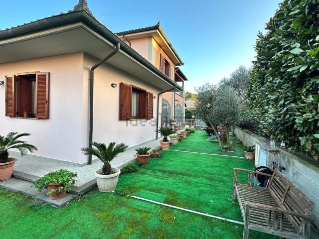 Casa in vendita a Bivio Di Ravi, Toscana