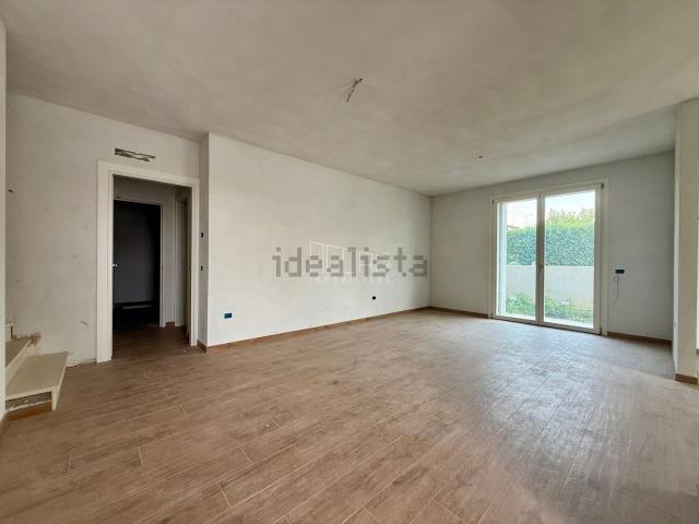 Casa in vendita a Rovigo, Veneto