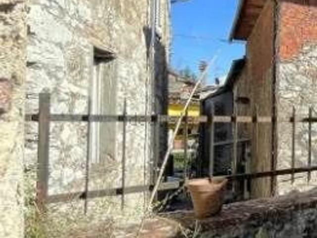Casa in vendita a Unione dei comuni Media Valle del Serchio, Borgo A Mozzano
