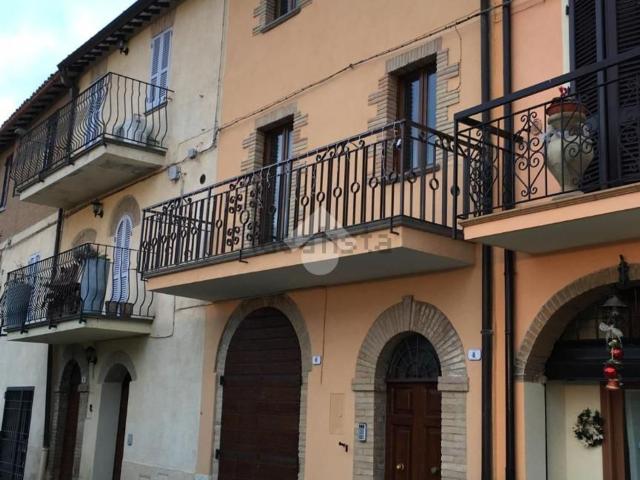 Casa in vendita a Cannara, Umbria
