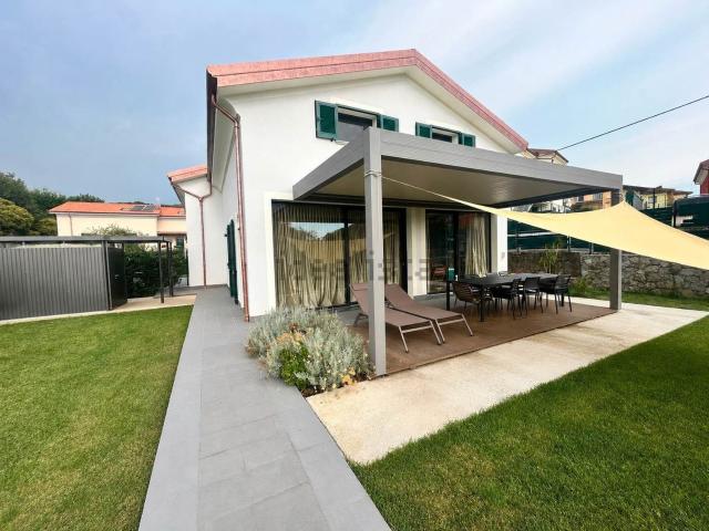 Casa in vendita a Albiano Magra, Aulla
