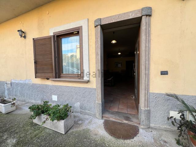 Casa in vendita a Castelvenere, Campania