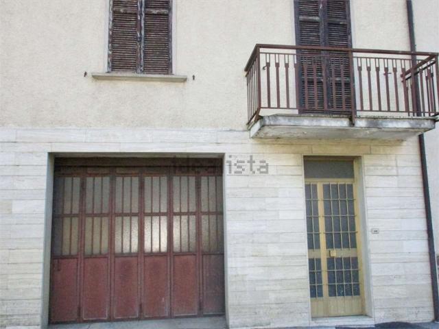 Casa in vendita a Sant'omobono Imagna, Lombardia