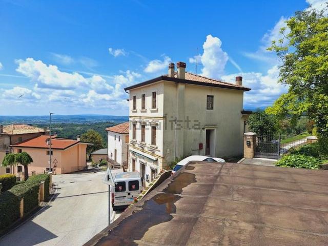 Casa in vendita a Sarmede, Veneto