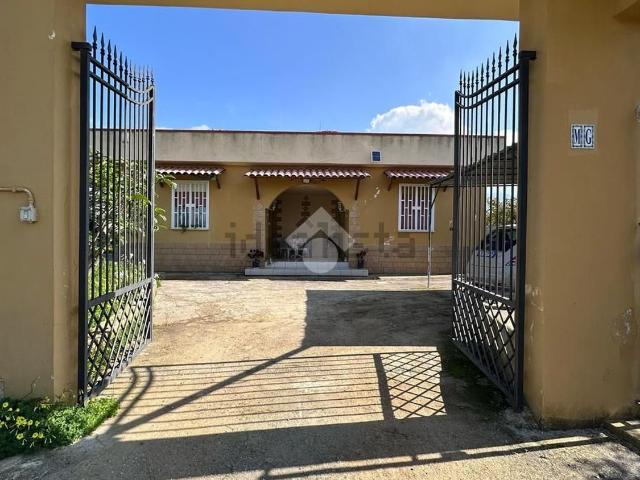 Casa in vendita a Partinico, Sicilia