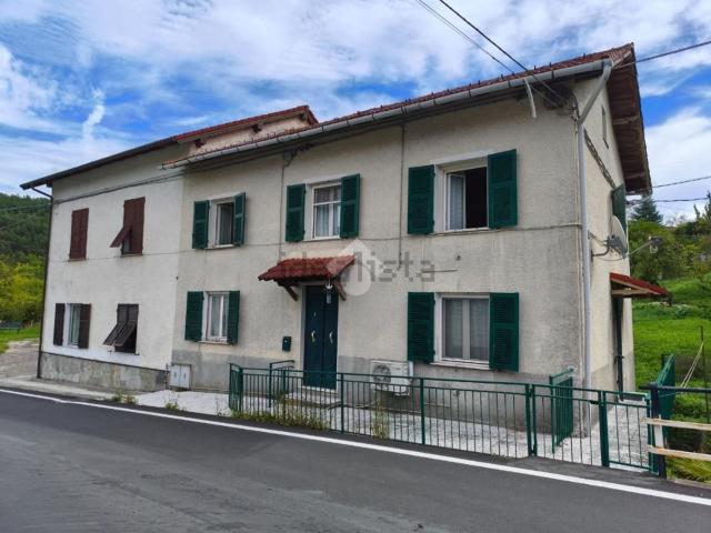 Casa in vendita a Colletta, Montoggio