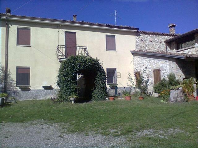 Casa in vendita a Neviano Degli Arduini, Reggio Emilia