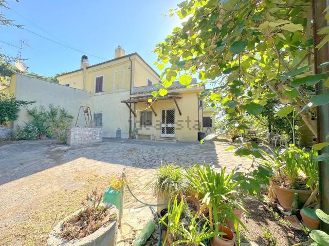 Casa in vendita a Roma Capitale, Lazio