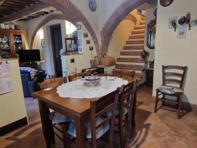 Casa in vendita a Gatto Rosso, Carrara