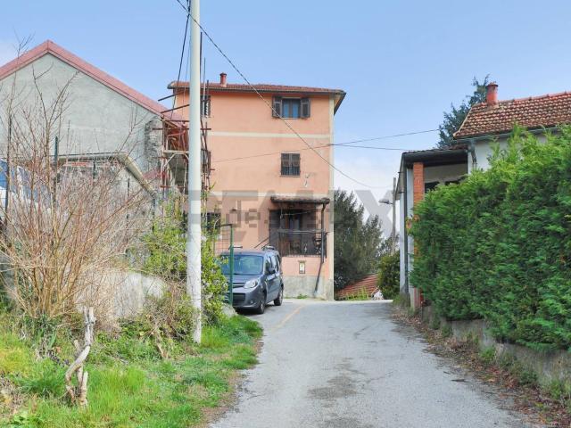 Casa in vendita a Mignanego, Liguria