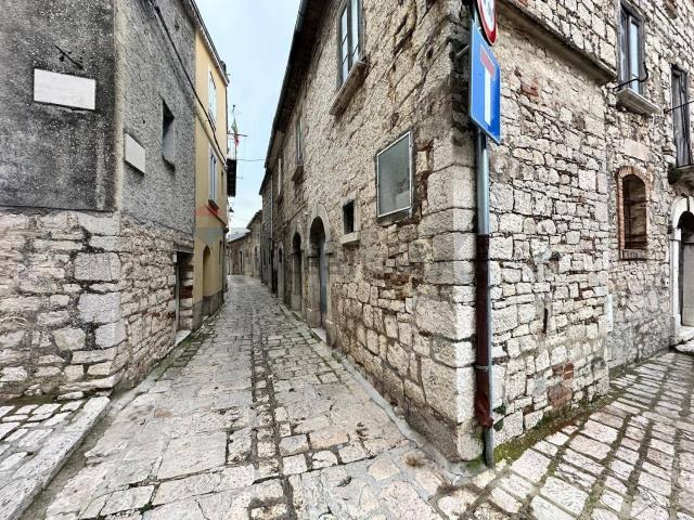 Casa in vendita a Ferrazzano, Molise