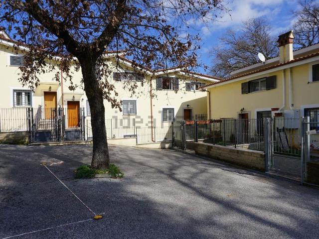 Casa in vendita a Roma Capitale, Lazio