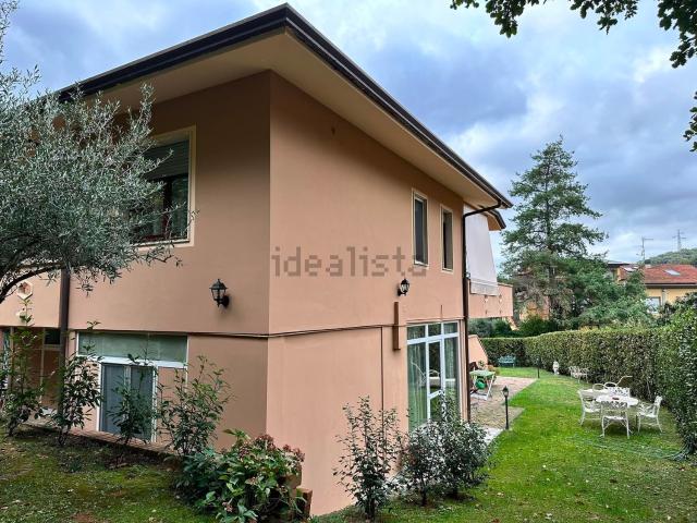Casa in vendita a Massarosa, Lucca