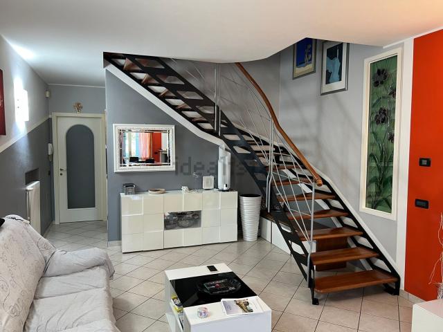 Casa in vendita a Bassa Reggiana, Re