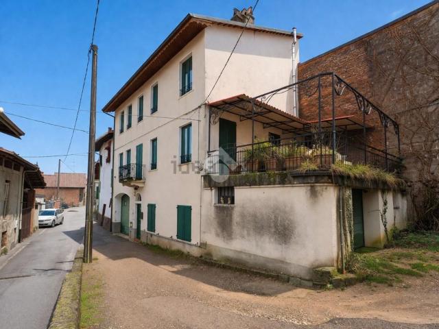 Casa in vendita a Piemonte, Vercelli