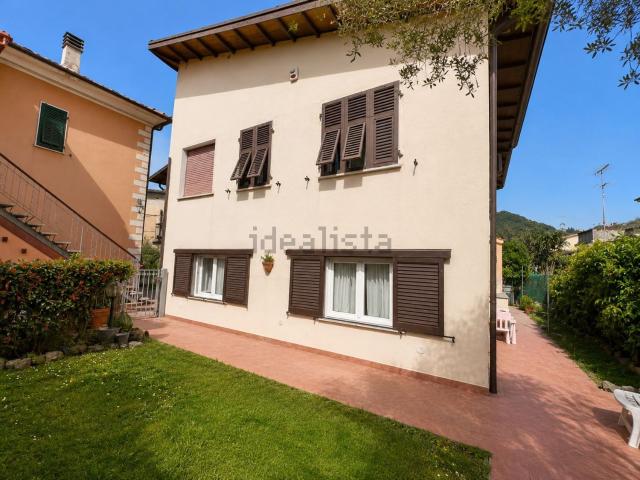 Casa in vendita a Arcola, Liguria